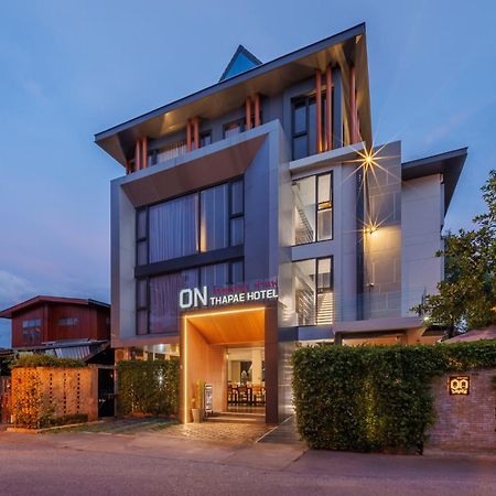 On Thapae Gate Chiangmai Hotell Chiang Mai Exteriör bild