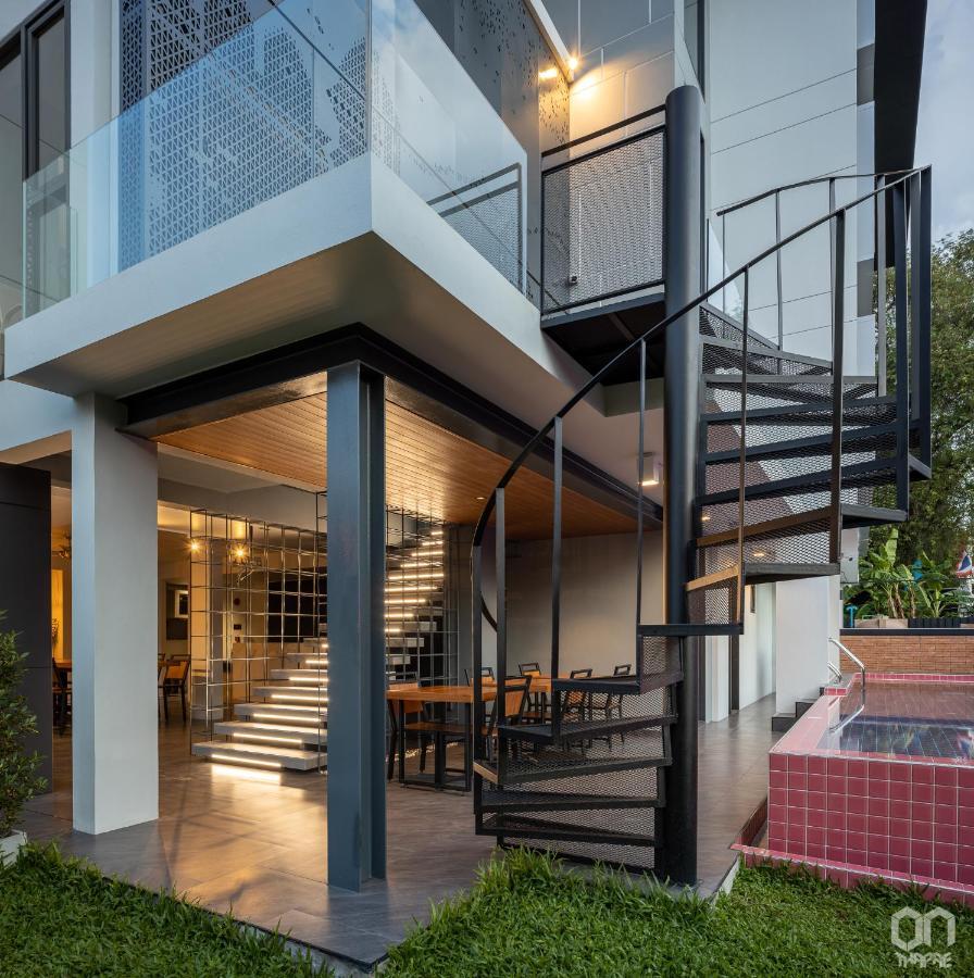 On Thapae Gate Chiangmai Hotell Chiang Mai Exteriör bild