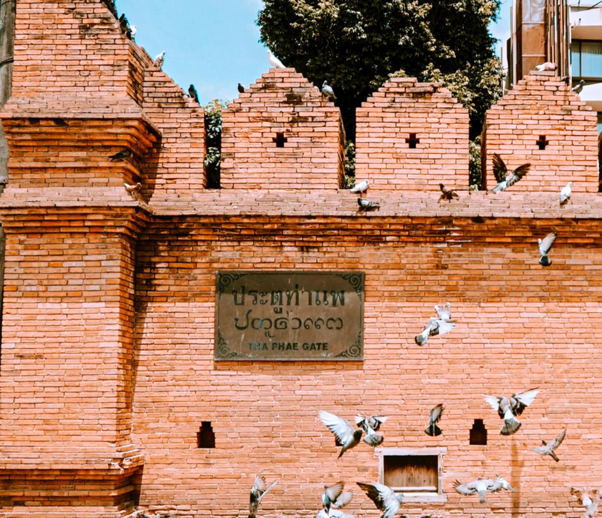 On Thapae Gate Chiangmai Hotell Chiang Mai Exteriör bild